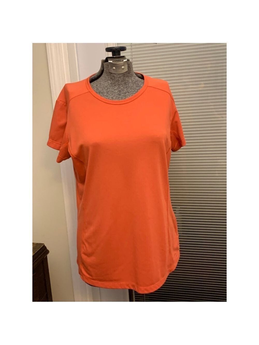 Women's Columbia peach Orange Short Sleeve Tee L